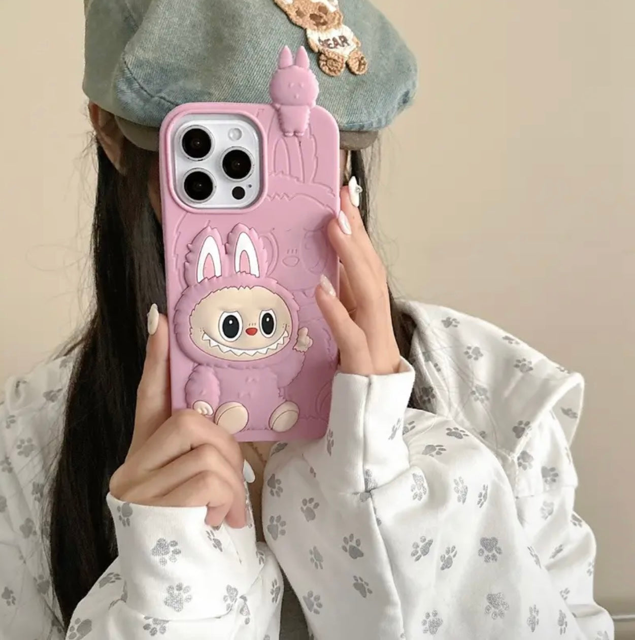 Estuche labubu iPhone 16 Pro max