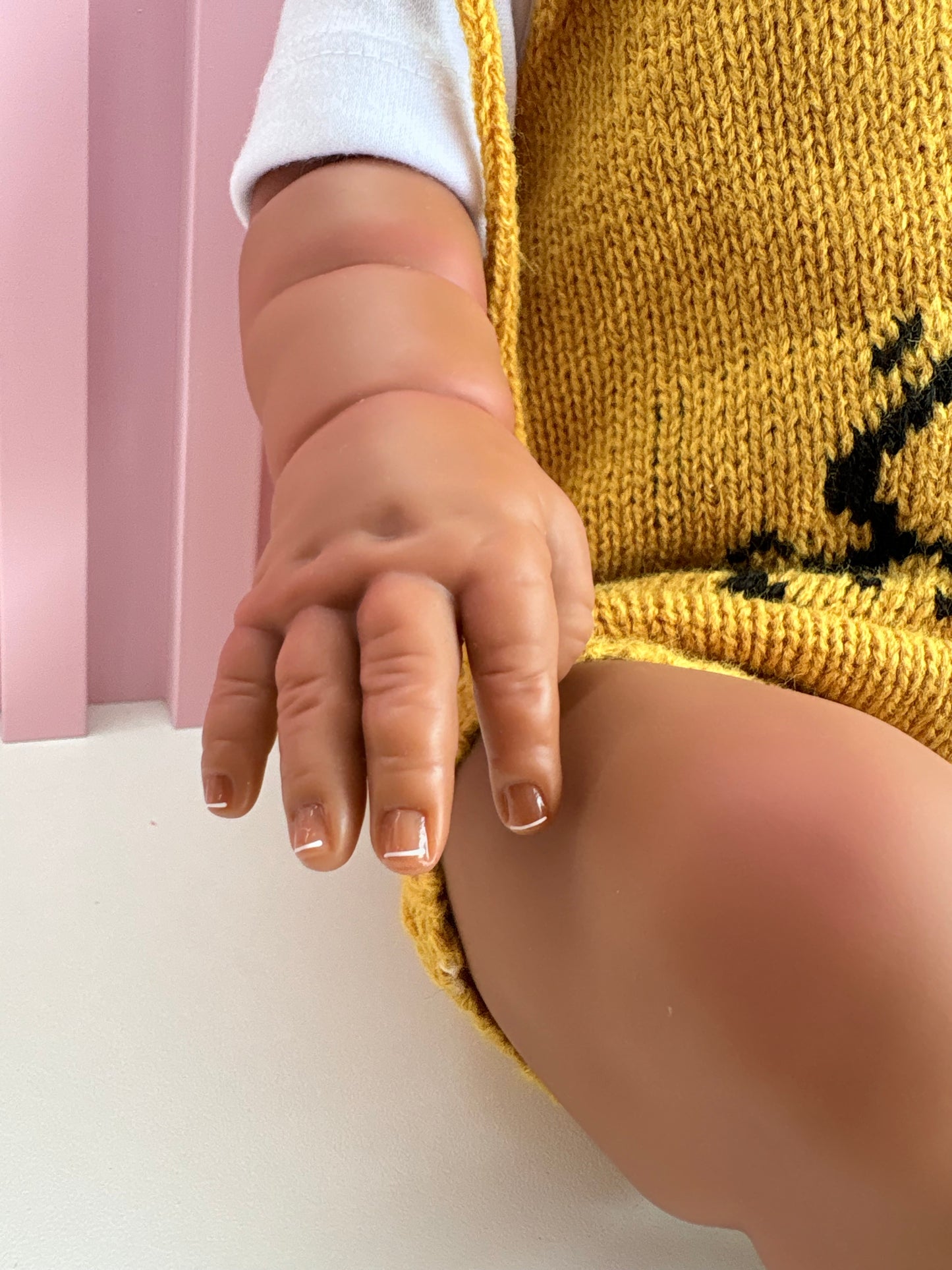 Bebé Reborn Vinilo de silicona y tela 20” Moreno