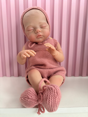 Bebé Reborn Vinilo de silicona y Tela 18.9”