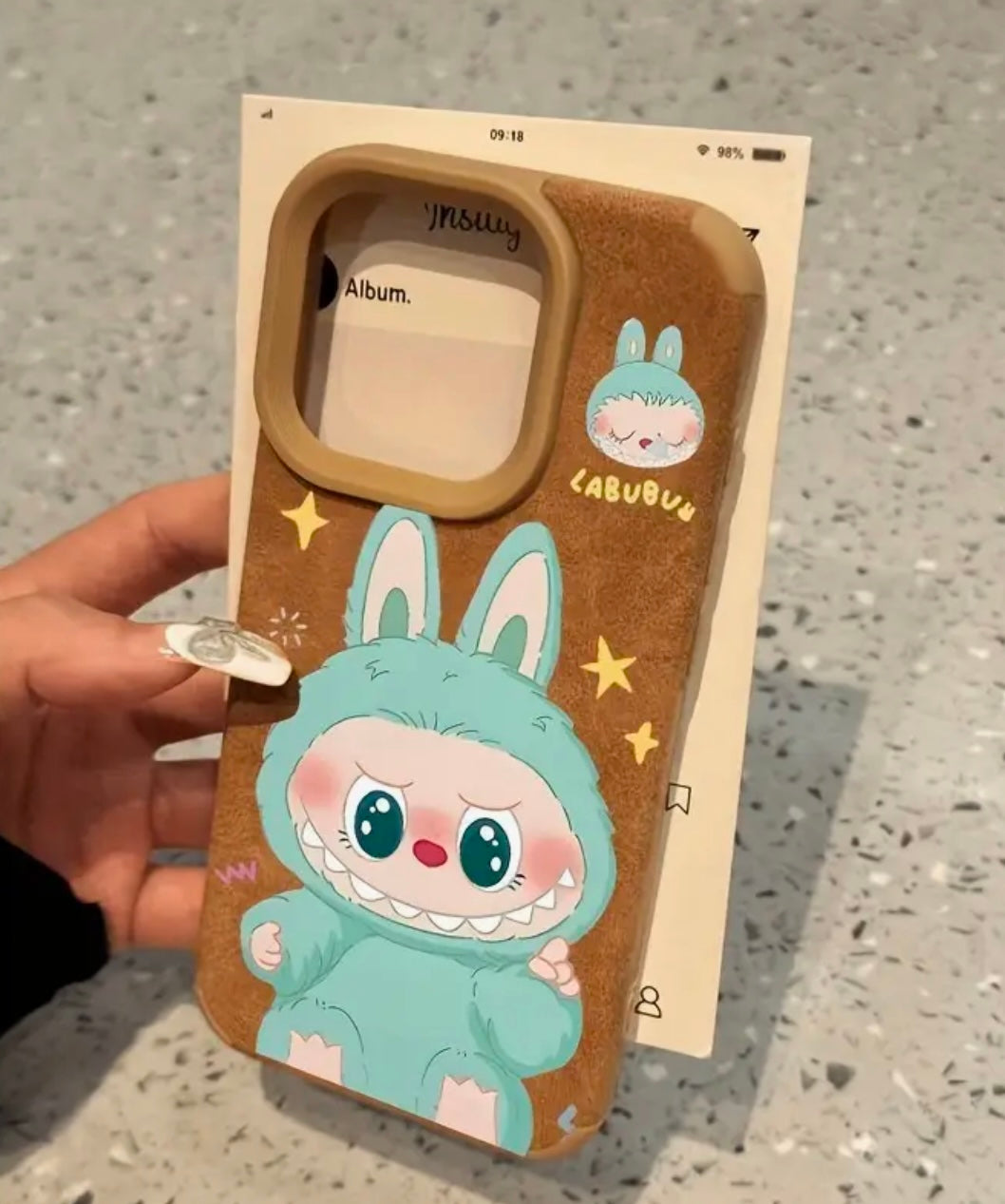 Estuche labubu iPhone 16 pro Max