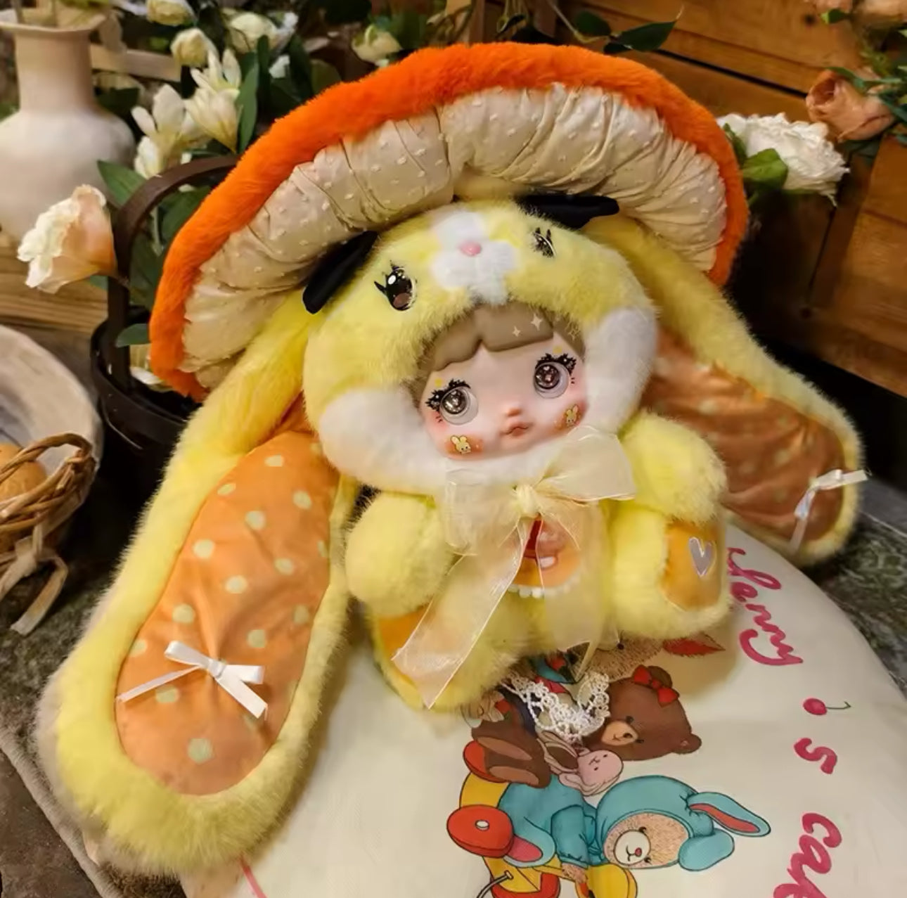 Nommi v2 mushroom hat 400% blind box original