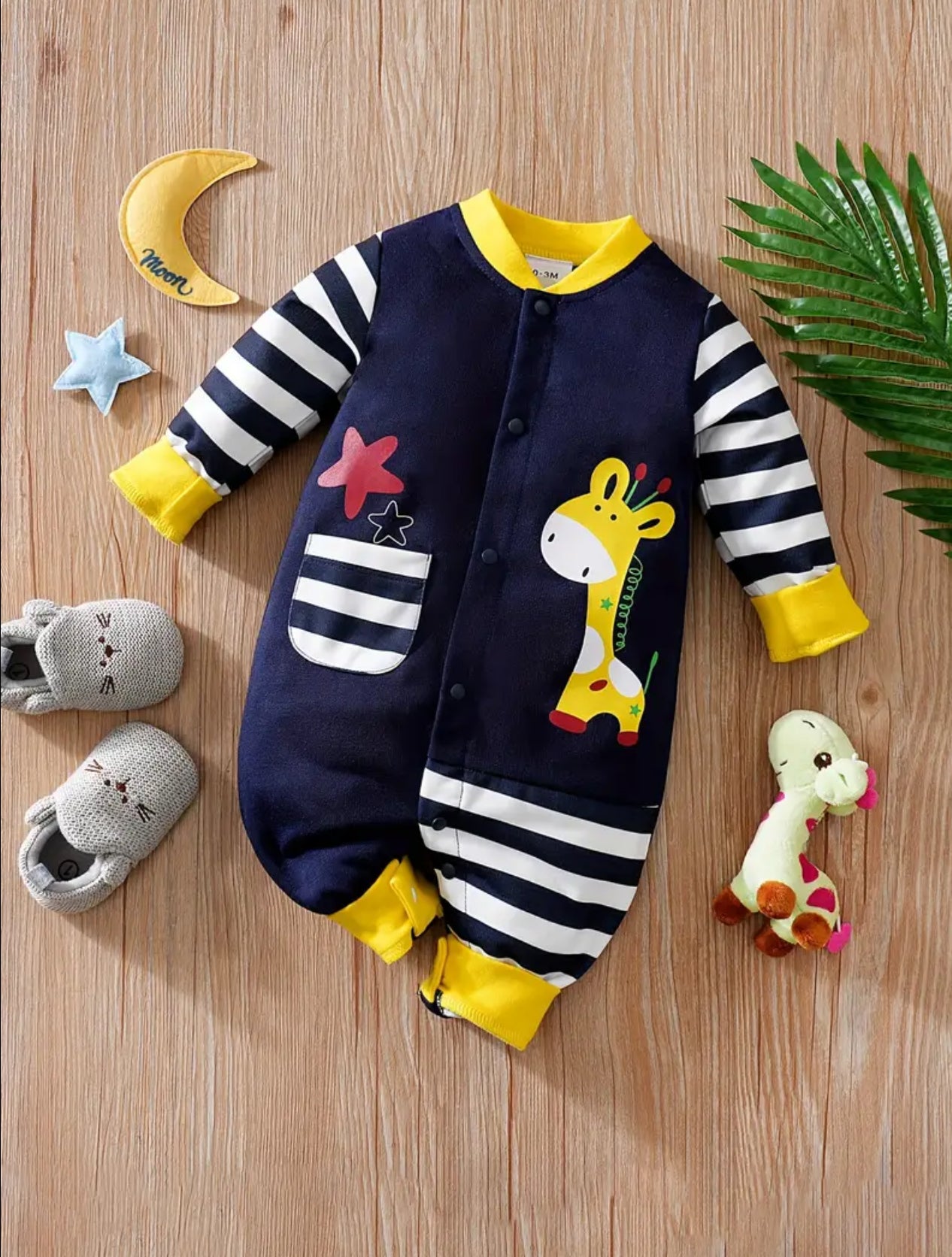 Ropa de bebé o muñeca (0-3M)