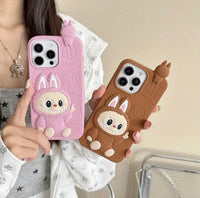 Estuche labubu iPhone 16 Pro max