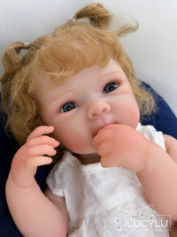 Bebé Reborn rubia 19”