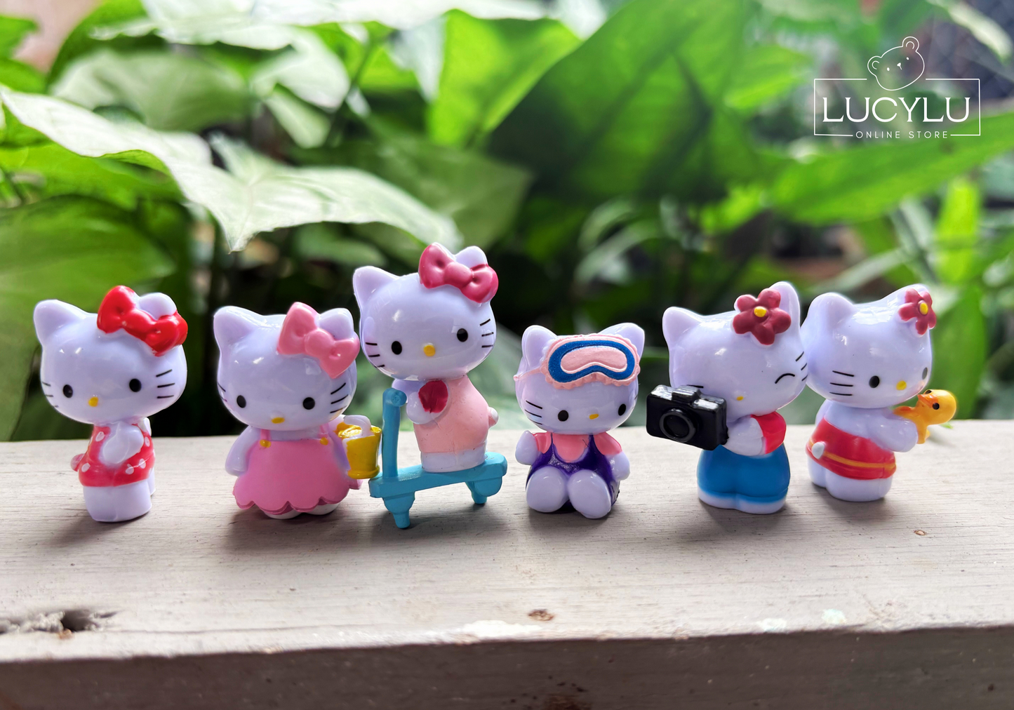 Conjunto de figuras de hello kitty